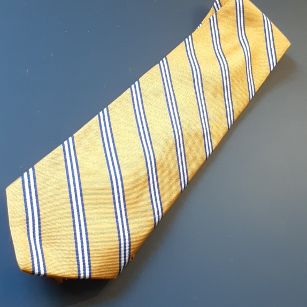 Men's tie